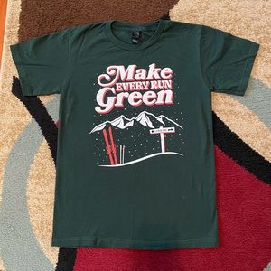 Curaleaf/select Make every run green 2022 green wednesday shirt size XS